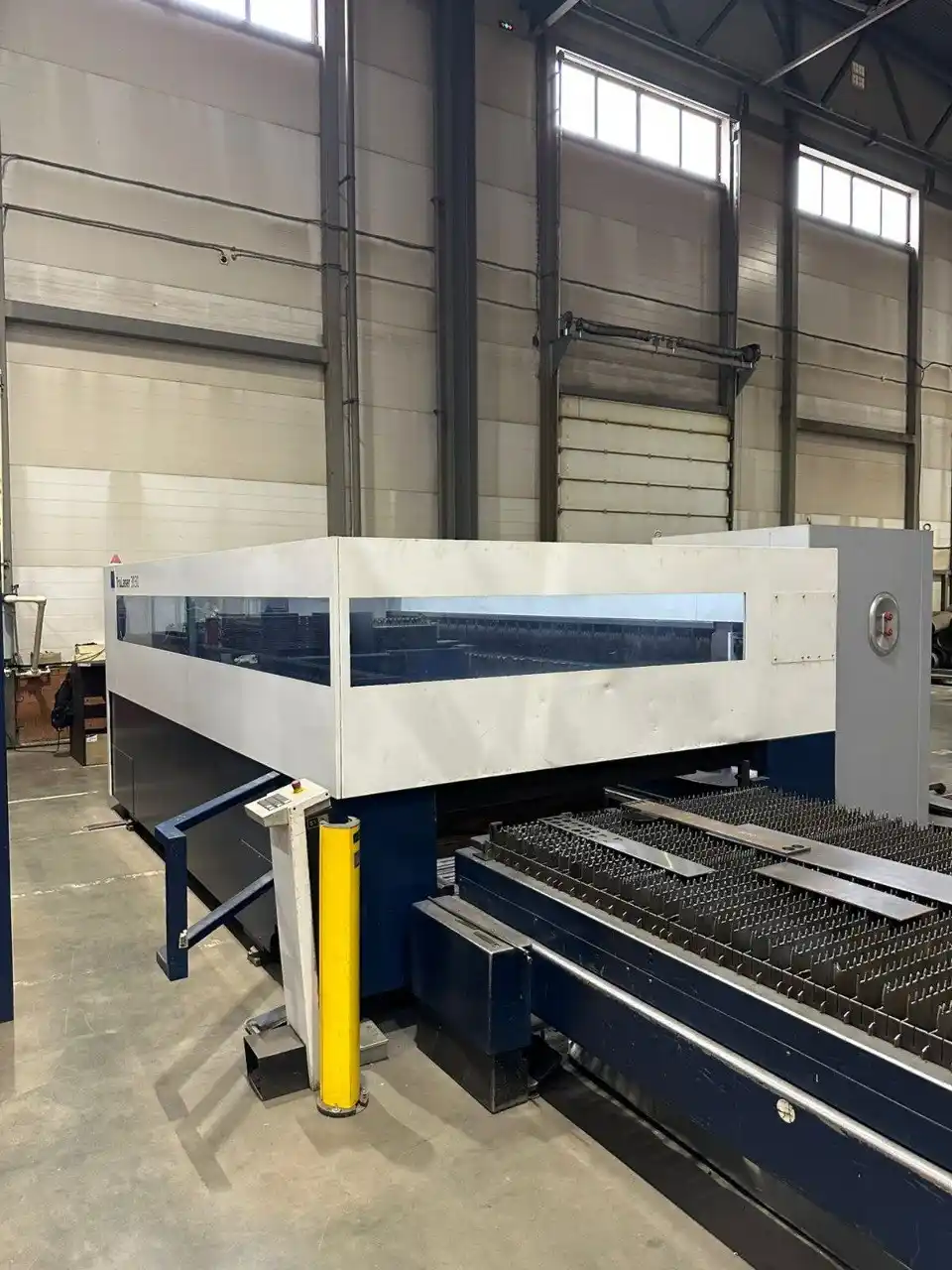 Станок лазерной резки TRUMPF TruLaser 3030 (СО2)